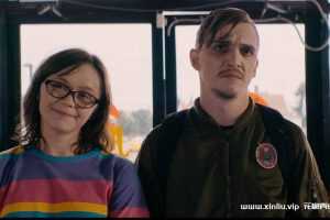 《美式晚宴/美国心庞克情/Dinner in America》1080P高清蓝光种子网盘下载